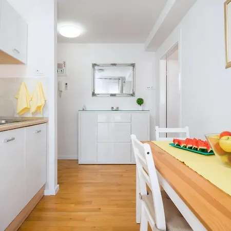 Апартаменты Mares