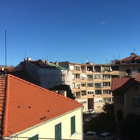 Apartman Mares *